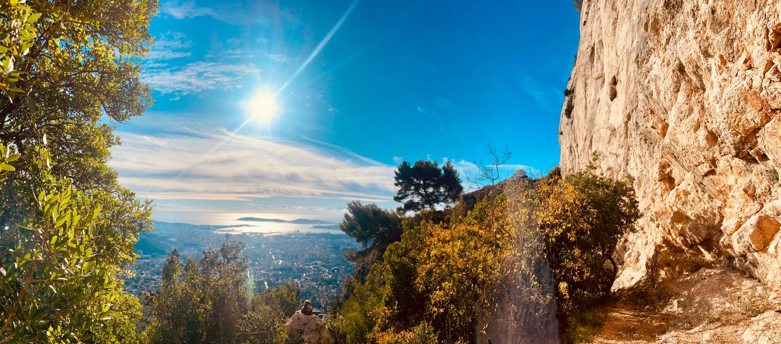 escalade extérieur falaise Toulon sortie avec moniteur guide découverte initiation